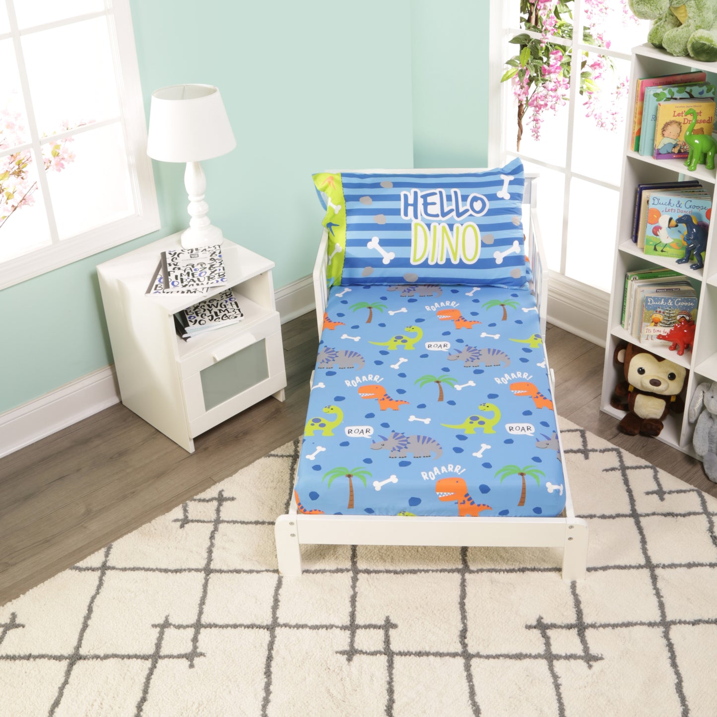 4 Piece Toddler Bedding Set – Roaring Dinosaurs