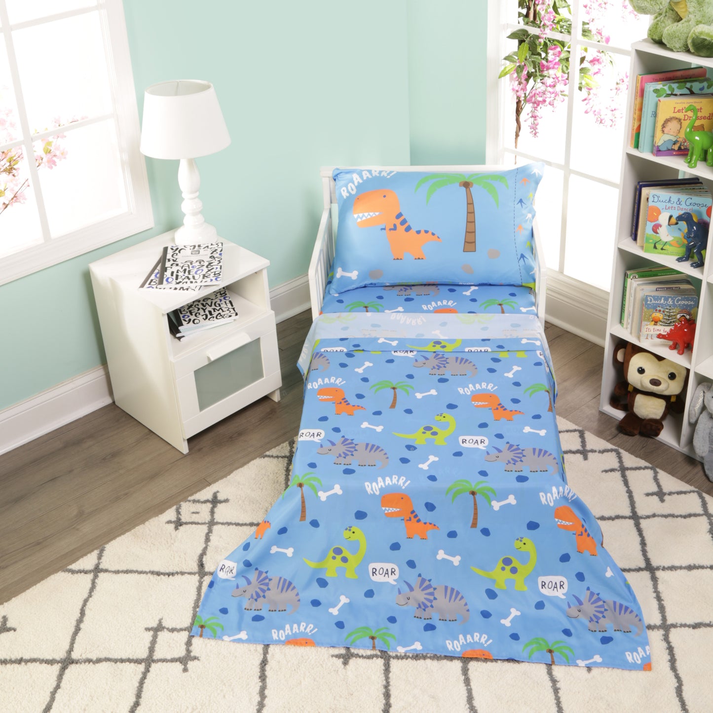 4 Piece Toddler Bedding Set – Roaring Dinosaurs