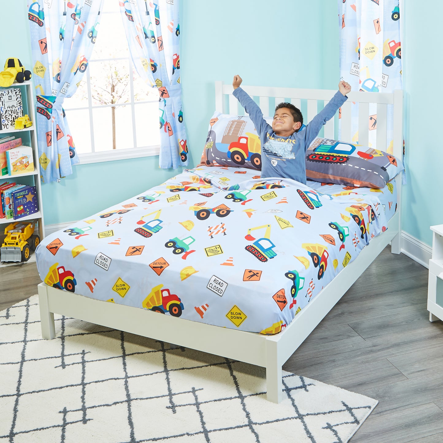 Under Construction Full Size Bed Sheet Set