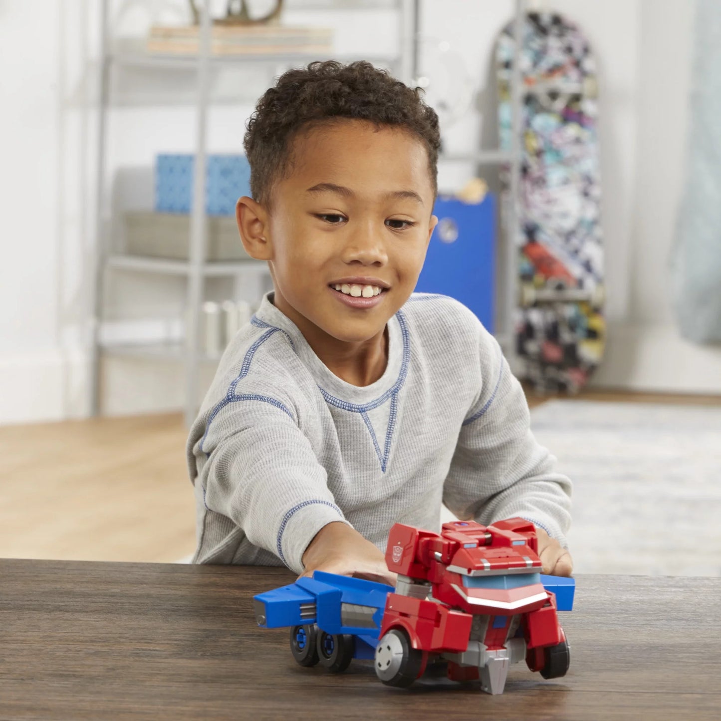 Transformers Cyberverse Roll and Change  Optimus Prime