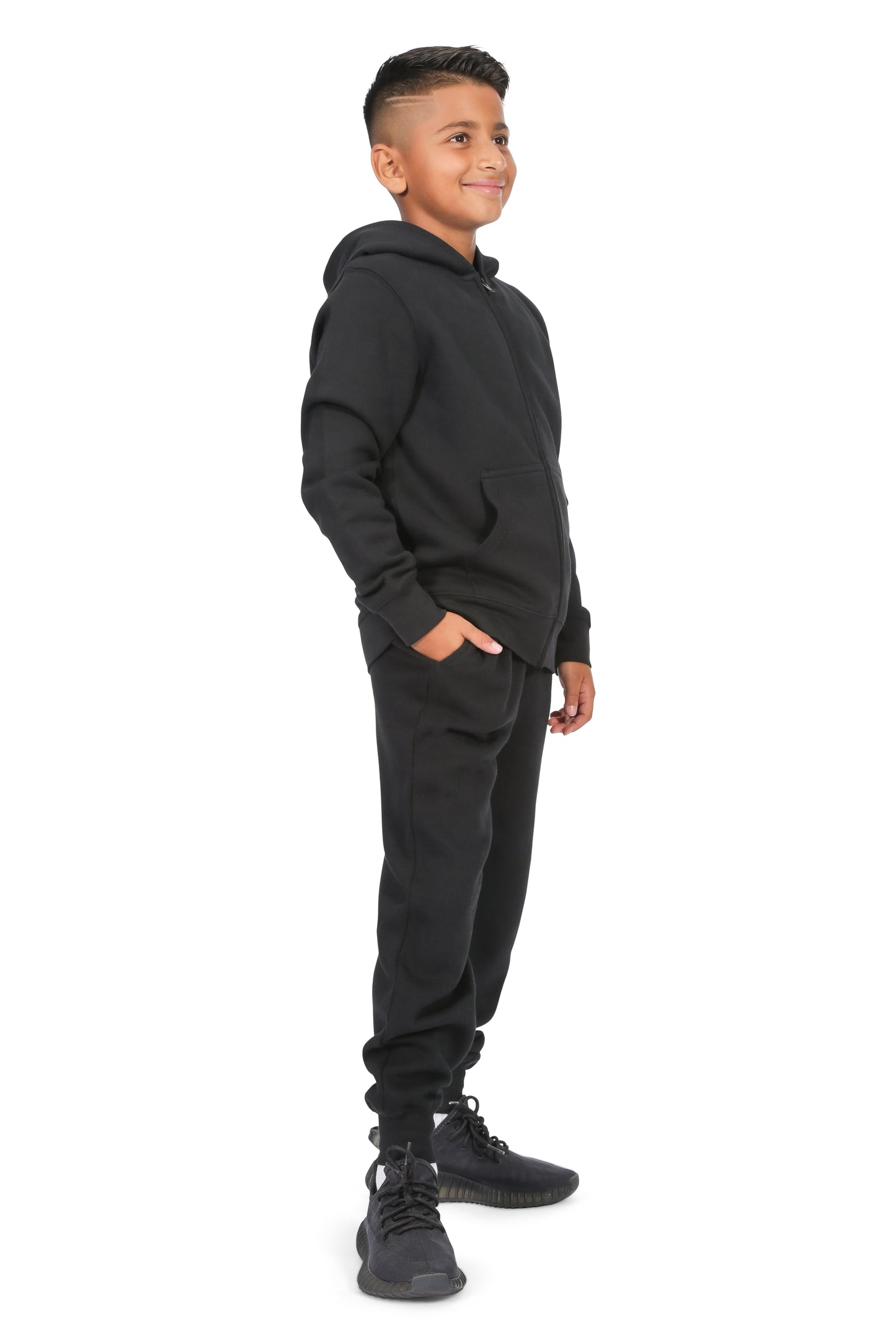 EVERYDAY KIDS Boys Black Zip-Up Hoodie – Soft Fleece Jacket with Hood – All-Season Kids Sweatshirt for School, Play, or Layering