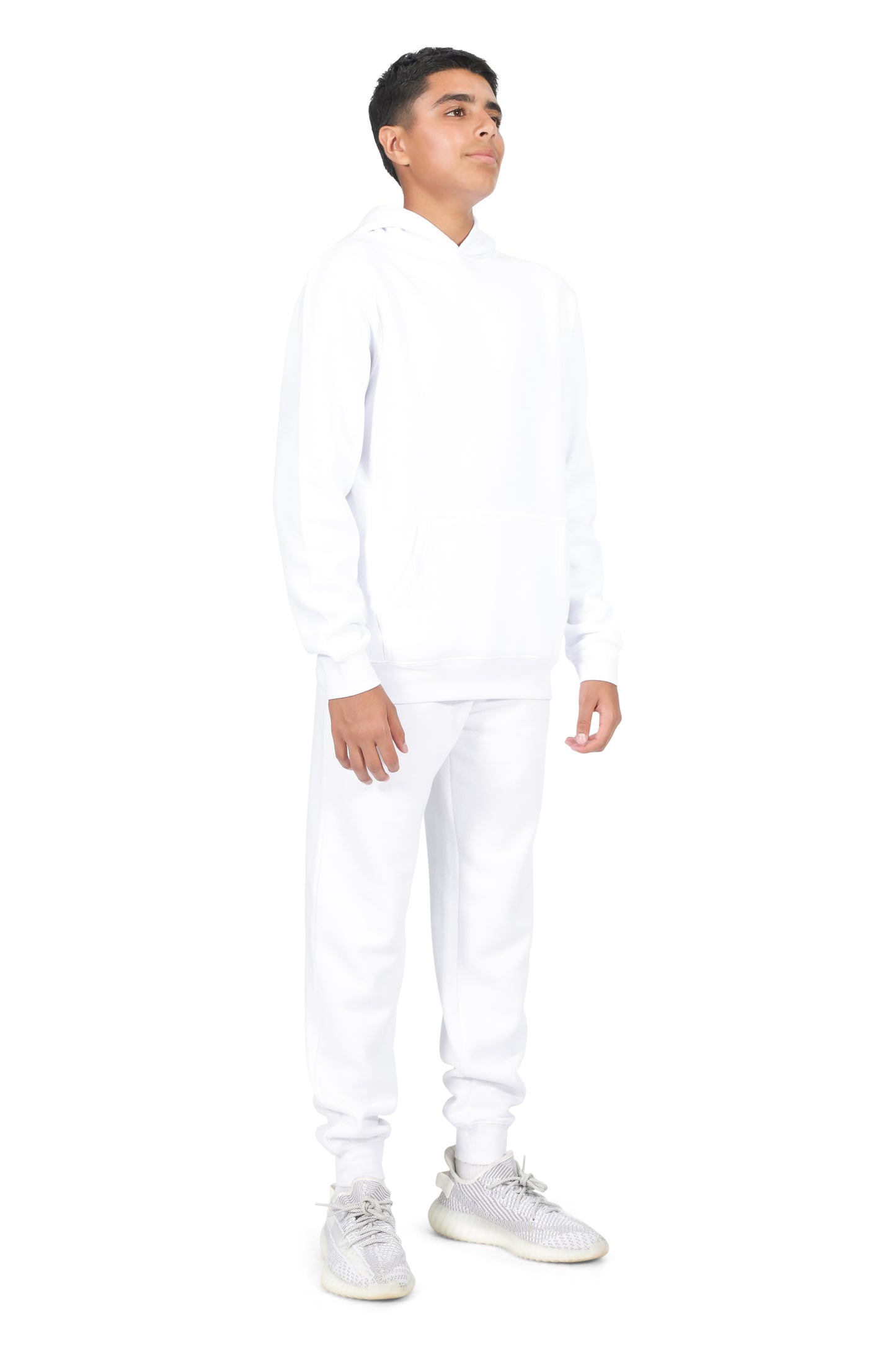 EVERYDAY KIDS All-Season White Pullover Hoodie – Warm Fleece Sweatshirt with Hood – Ideal for School, Outdoor Play, or Travel – Boys Hoodie