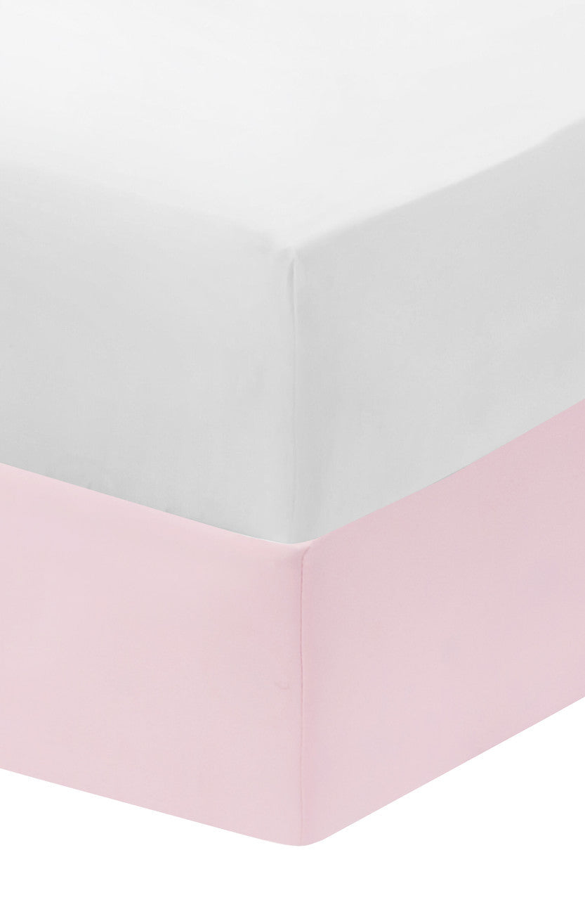 Pink/White 2-Pack Fitted Crib Sheets cloe up crib view