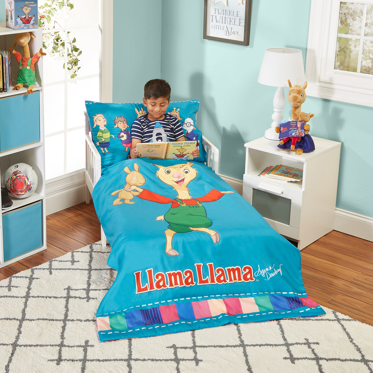 Llama baby 2025 bedding set