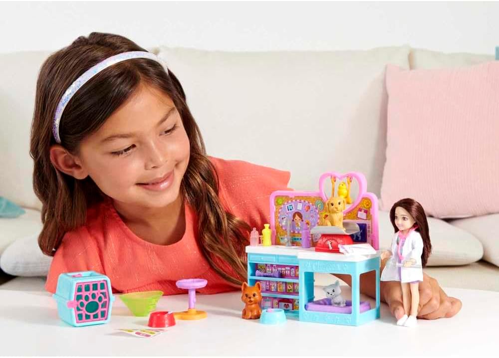 Barbie Chelsea Can Be Veterinarian Playset with Doll, Pets, and Clinic Accessories