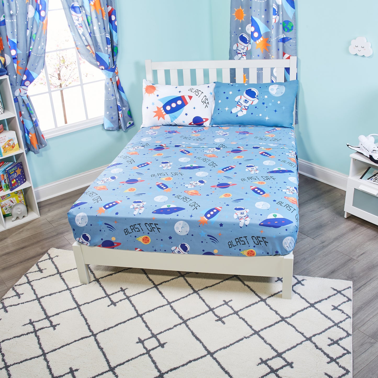 Blast Off in Outer Space Twin Size Bed Sheet Set