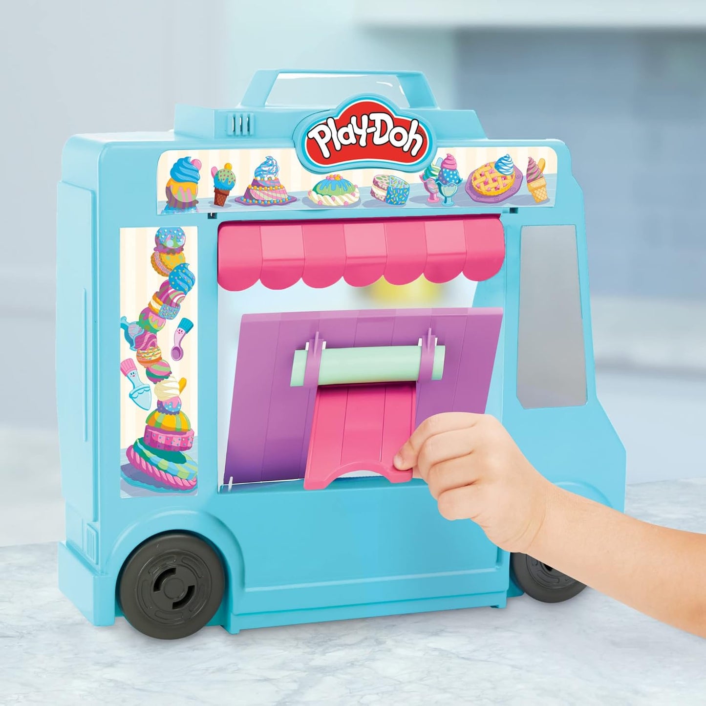 Play-Doh Kitchen Creations Ice Cream Truck Toy