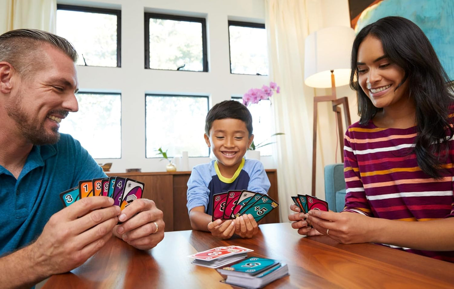 UNO FLIP! Card Game with Double-Sided Deck
