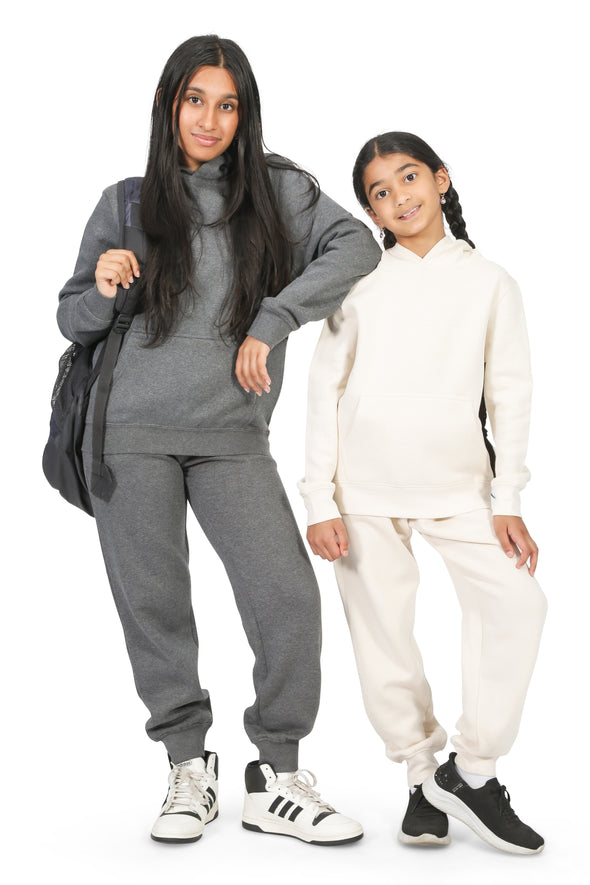 EVERYDAY KIDS All-Season Off-White Pullover Hoodie – Warm Fleece Sweatshirt with Hood – Ideal for School, Outdoor Play, or Travel – Girls Hoodie