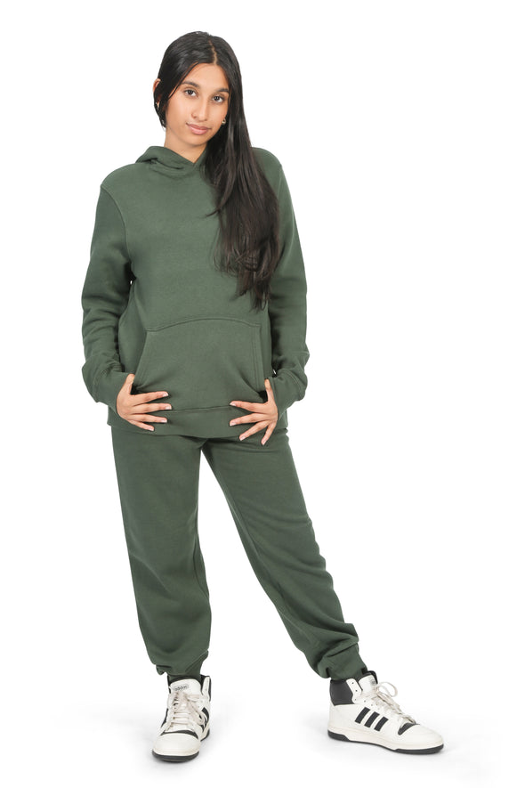 EVERYDAY KIDS All-Season Green Pullover Hoodie – Warm Fleece Sweatshirt with Hood – Ideal for School, Outdoor Play, or Travel – Girls Hoodie
