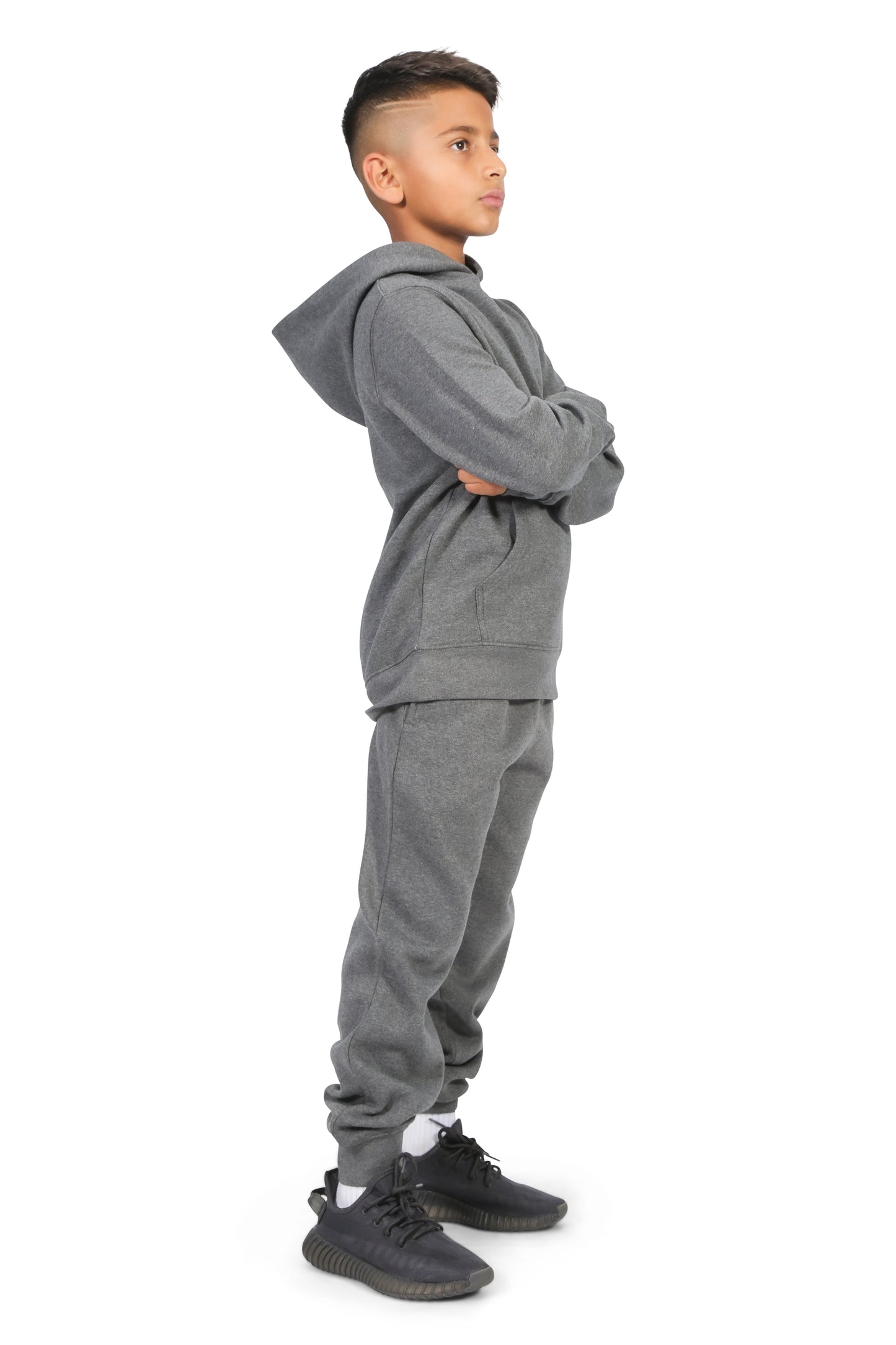 EVERYDAY KIDS All-Season Charcoal Gray Pullover Hoodie – Warm Fleece Sweatshirt with Hood – Ideal for School, Outdoor Play, or Travel – Boys Hoodie