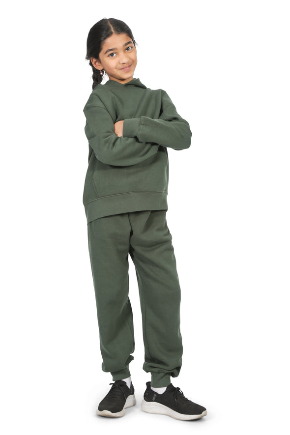 EVERYDAY KIDS All-Season Green Pullover Hoodie – Warm Fleece Sweatshirt with Hood – Ideal for School, Outdoor Play, or Travel – Girls Hoodie