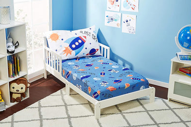 Outer Space Adventures Toddler Sheet Set full room view 